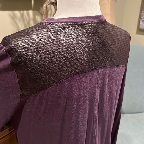 Calvin Klein Alligator 🐊 Print Top - Picture 5 of 6